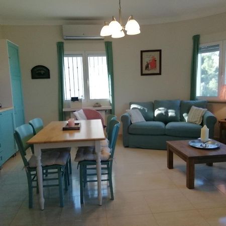 Guest House El Angelito De Olivas 佩德雷尔 外观 照片